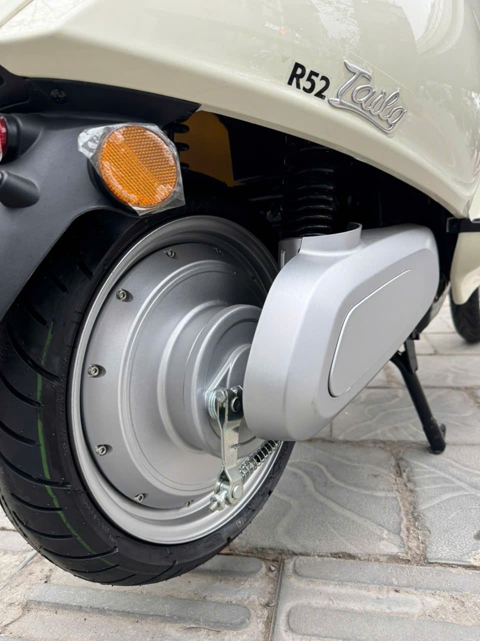 Nhịp vận hành êm ái mạnh mẽ và vừa đủ của Tailg Vera R52