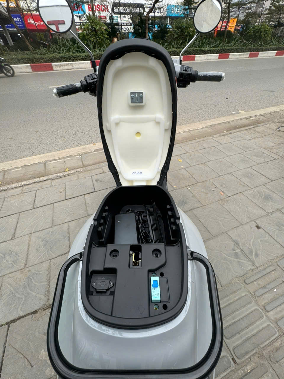 Chiều cao yên 750 mm